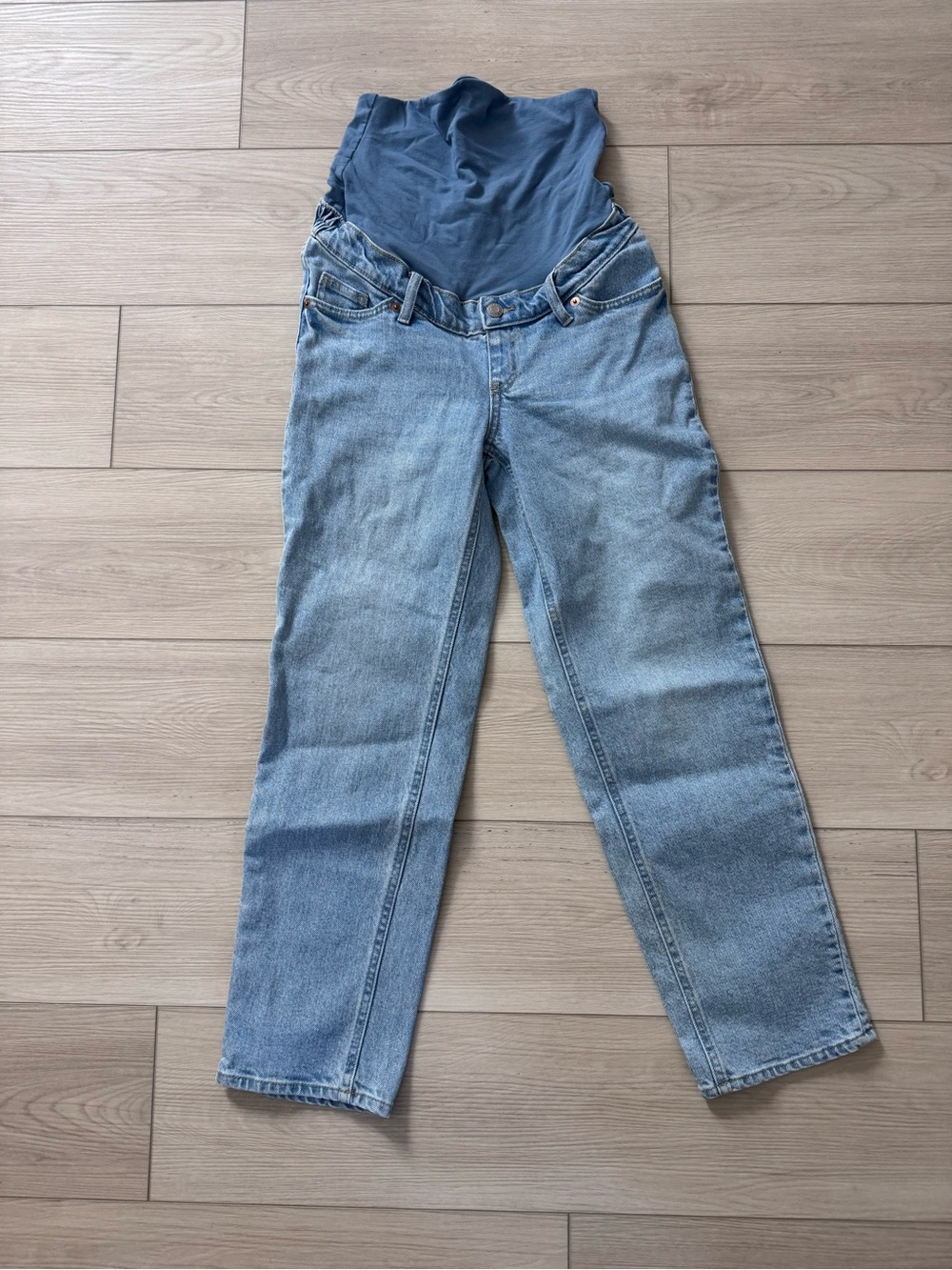 H&M Light Wash Maternity Jeans XS